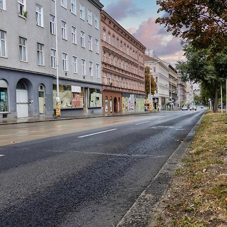 Cozy Apartment, 2 Private Terraces, 8 Min To City Center Vienne Extérieur photo
