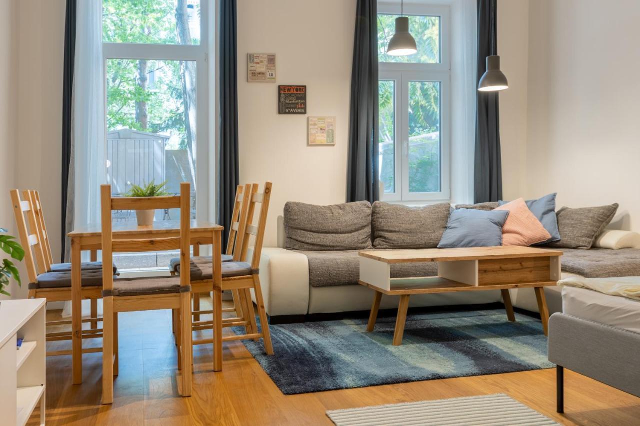 Cozy Apartment, 2 Private Terraces, 8 Min To City Center Vienne Extérieur photo